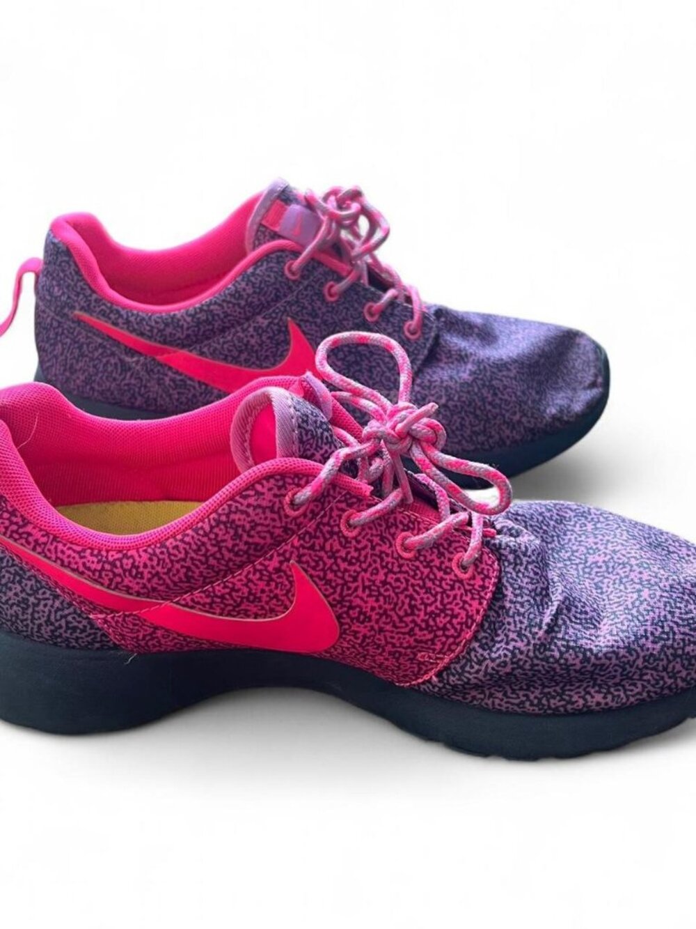 Nike Roshe Run Y2K Pink Purple Sneakers Size 8.5